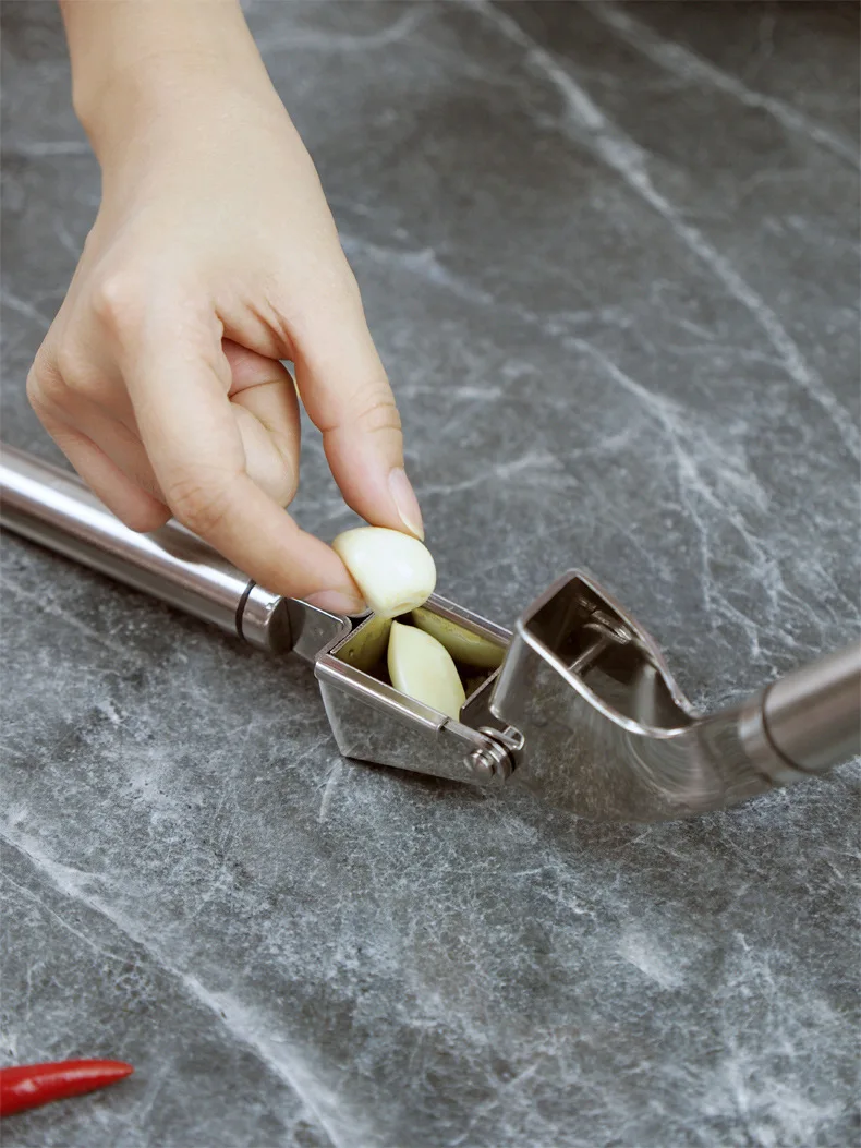 Garlic Press Crusher Stainless - Kitchen Gadgets Peeler recension och pris
