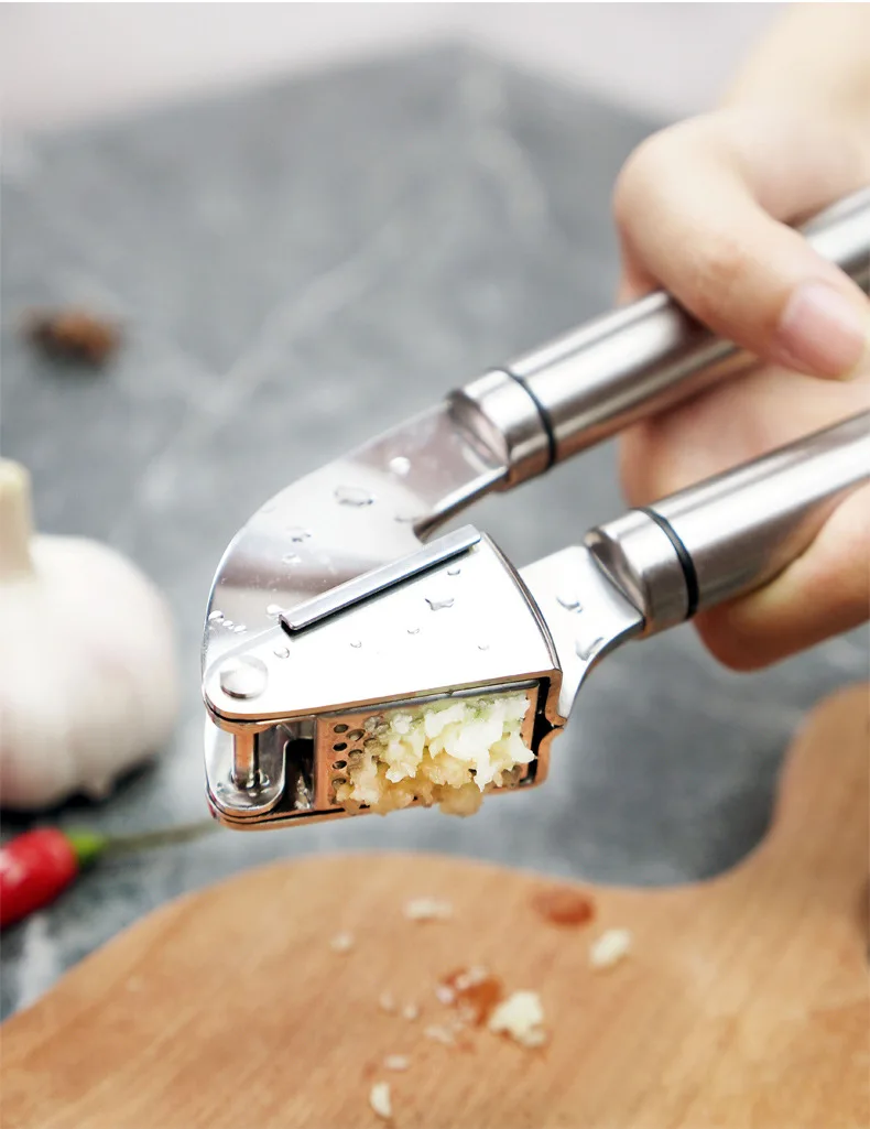 Garlic Press Crusher Stainless - Kitchen Gadgets Peeler recension och pris